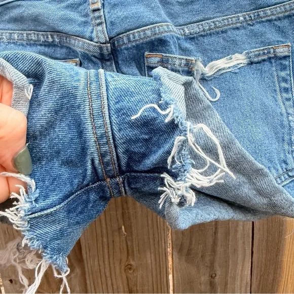 Agolde Frayed Parker Hem Blue Jean Shorts Size 31 - Picture 5 of 9